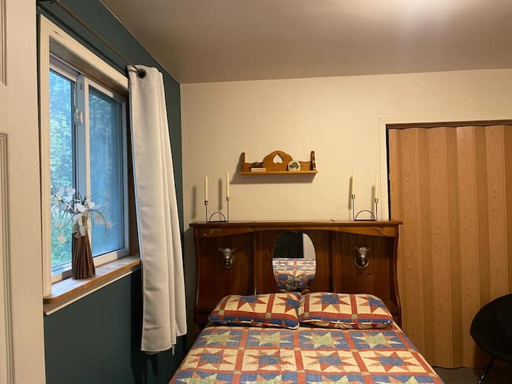 غرفة النوم 2 (تتسع لنوم شخصين)