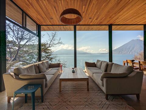 Glass House ~ Lakefront House