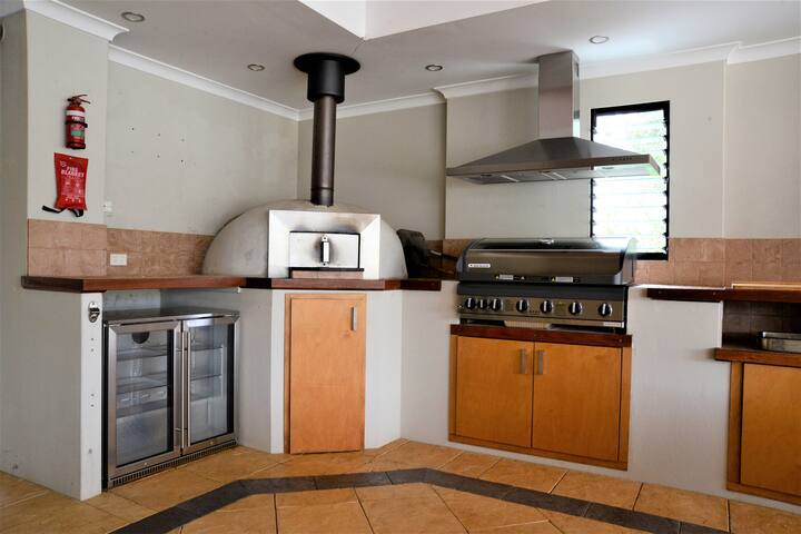 Living The Dream gallery image 2