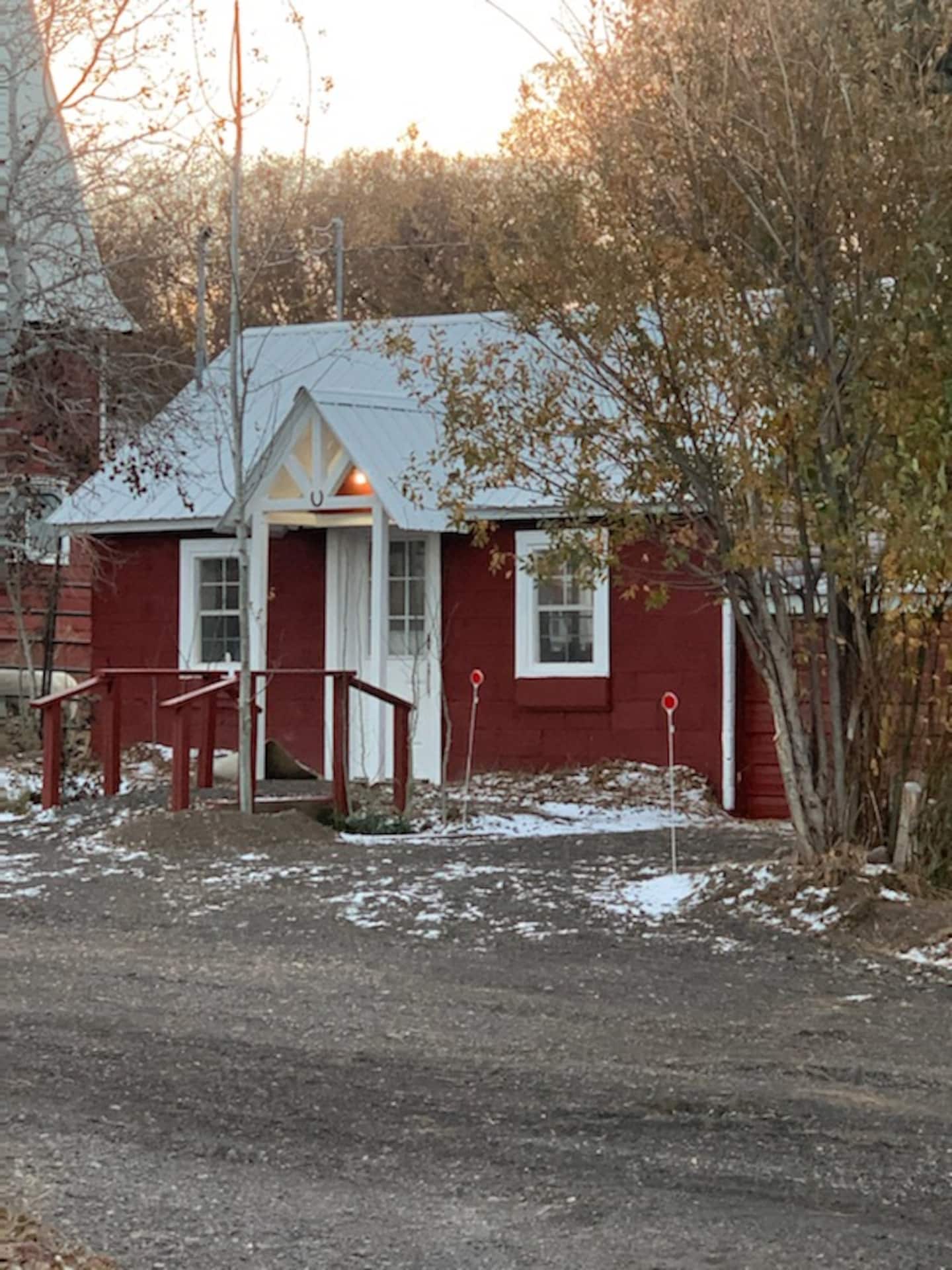 Caretaker's Cottage at London Spring Ranch