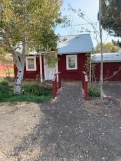 Caretaker's Cottage at London Spring Ranch