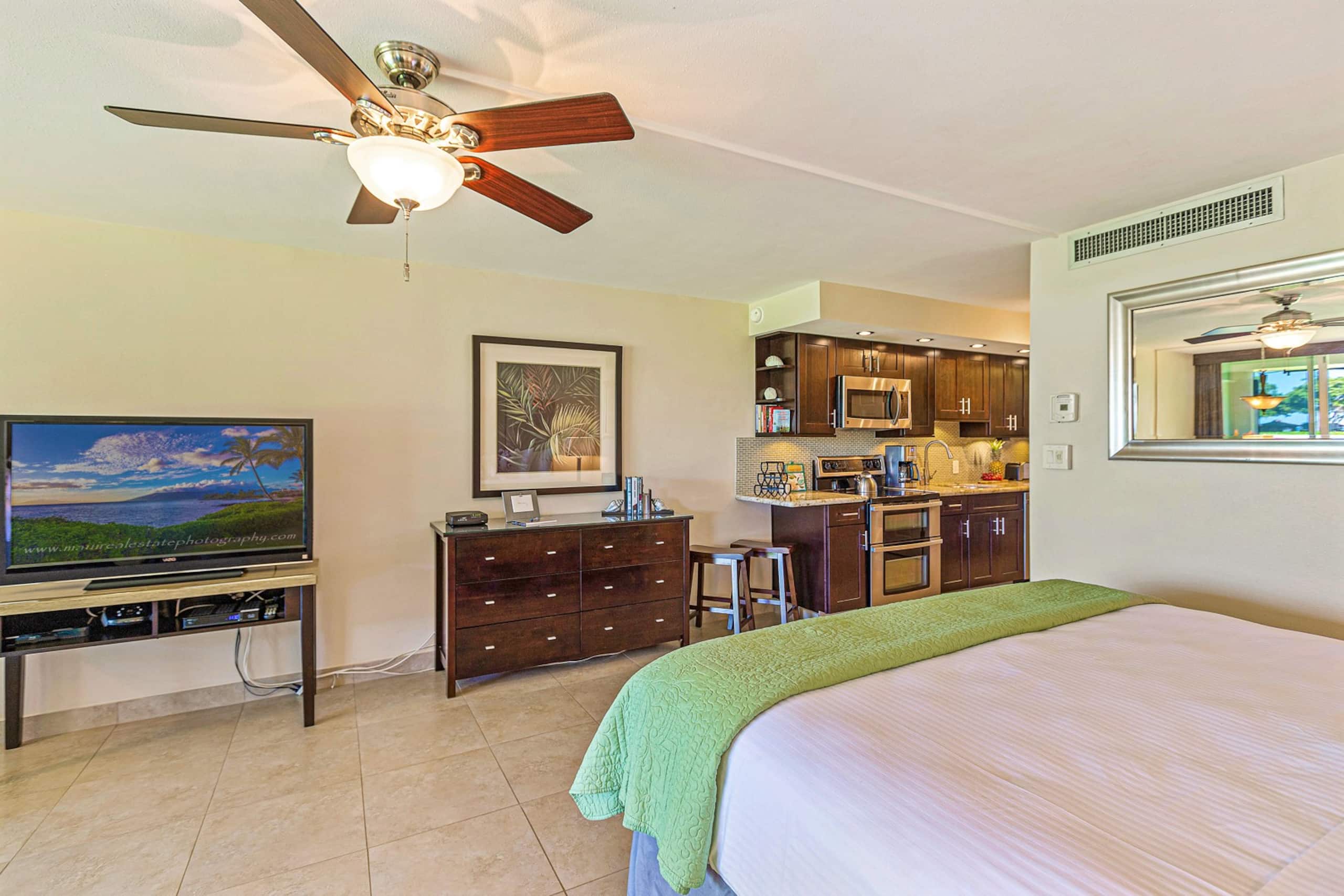 Condo in Lahaina · ★5.0 · Studio · 2 beds · 1 bath - Image 26