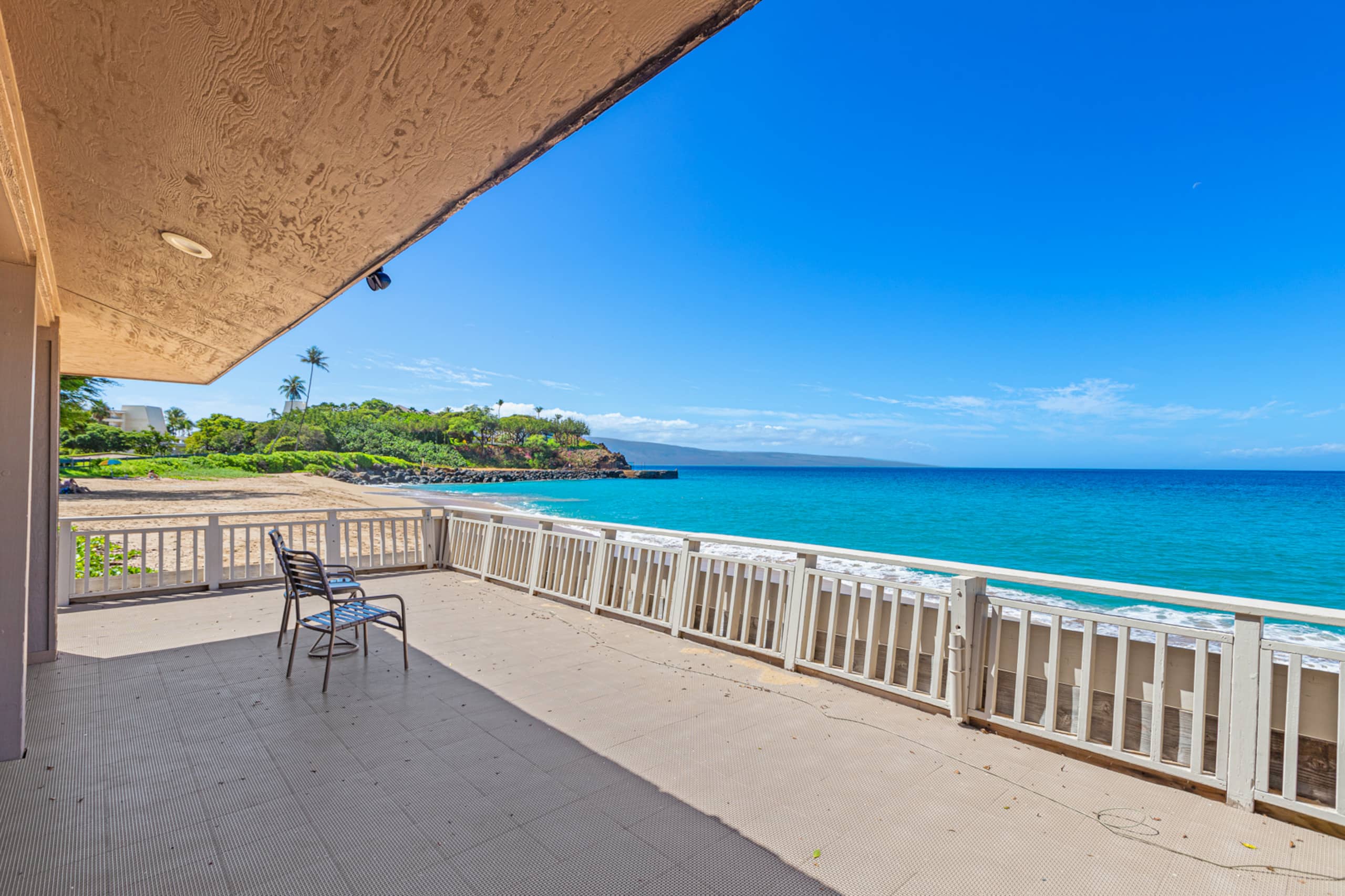 Condo in Lahaina · ★5.0 · Studio · 2 beds · 1 bath - Image 14