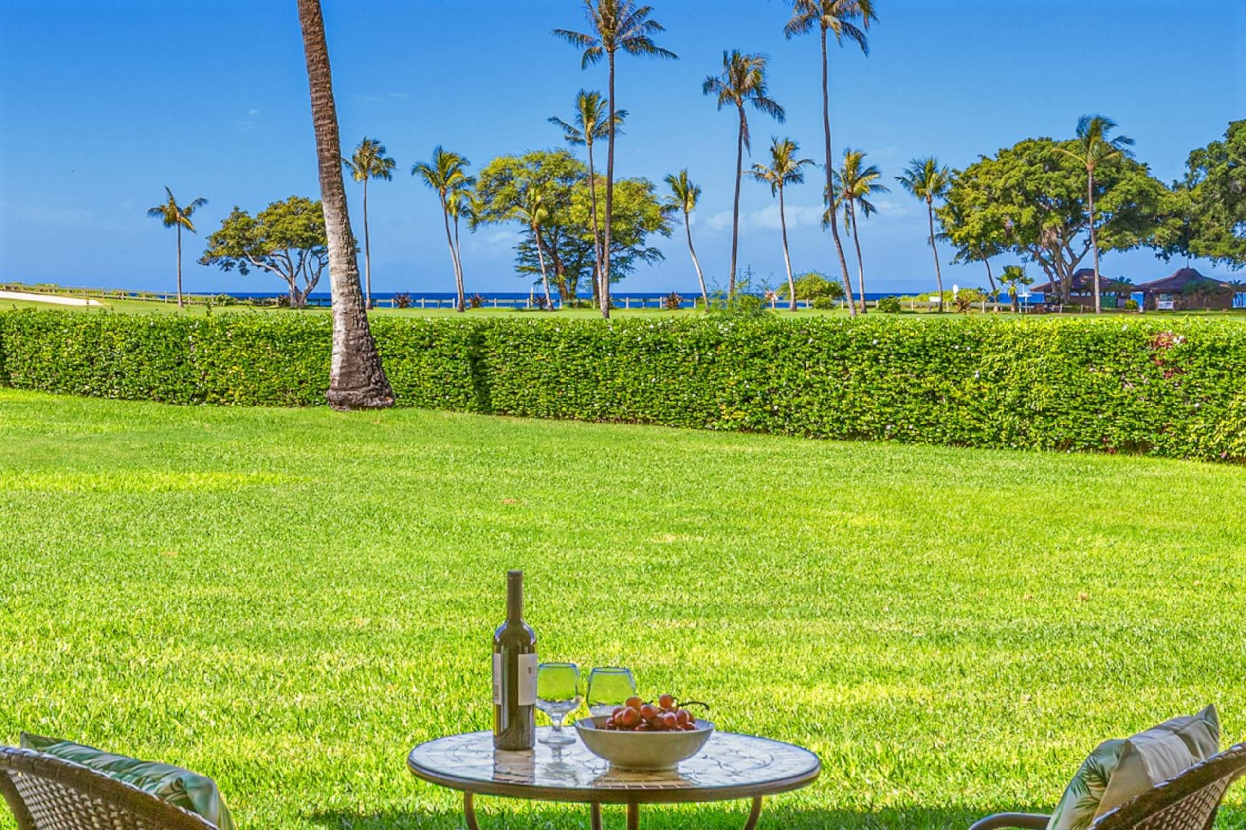 Condo in Lahaina · ★5.0 · Studio · 2 beds · 1 bath - Image 1