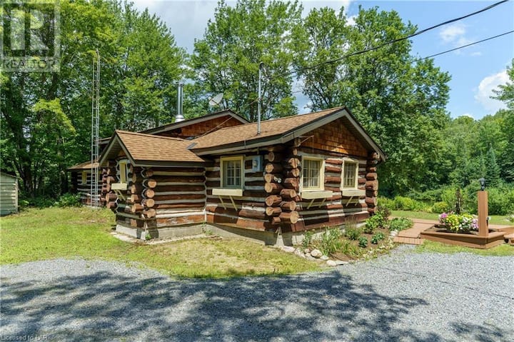 Bracebridge Vacation Rentals & Homes - Ontario, Canada | Airbnb