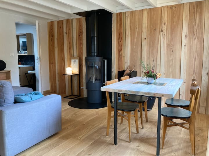 Chalet Dans Les Bois, Au Bord De L’eau - Sarthe