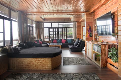 Terrace Apartment, Birdsong Home