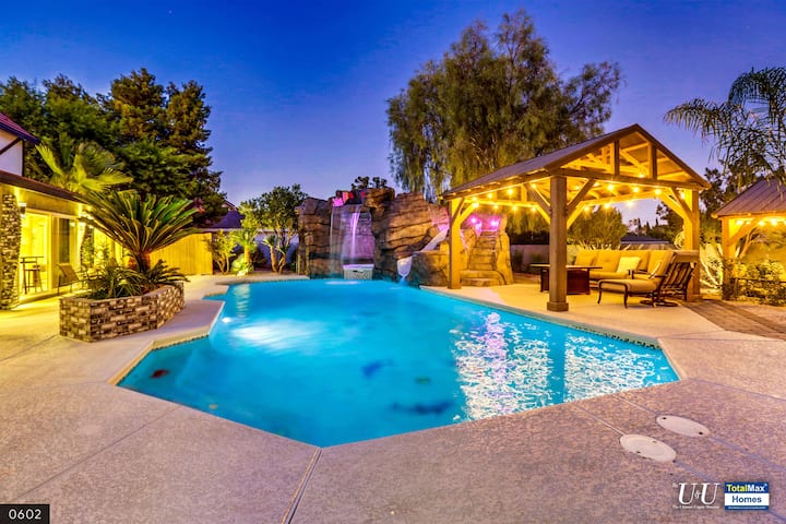 Uu2 Luxury 8bd/8ba Villa W/ Pool & Karaoke Room - Nevada