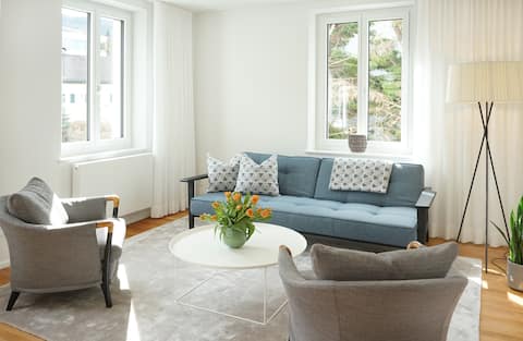 Top Airbnb: City apartment in a prime location between the mountains and the lake in Bregenz