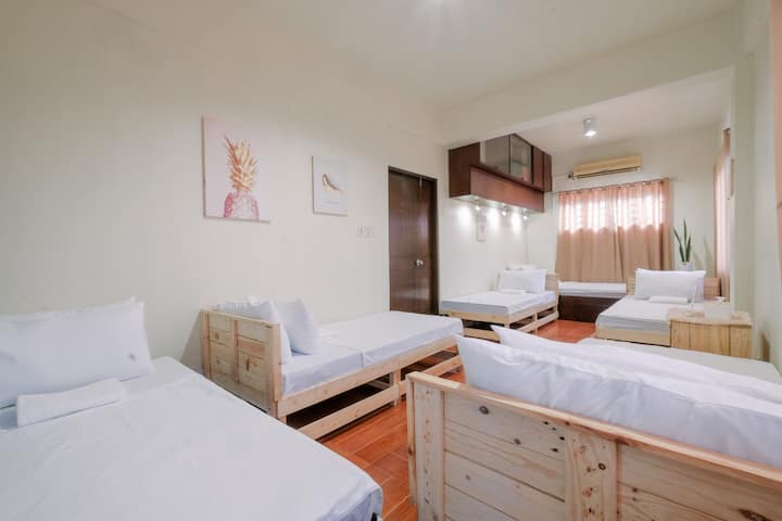 Bedroom 1 - 6 Single Beds