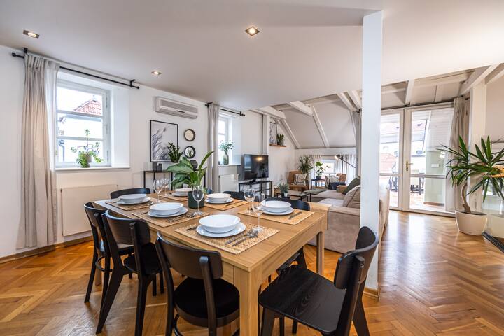 Apartment with Prague view and own terrace gallery image 5