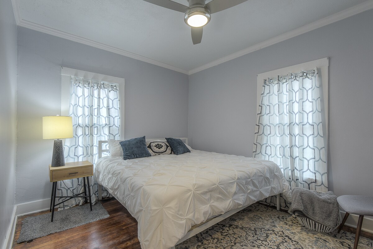 Bračni krevet (180x200) u spavaćoj sobi br. 1