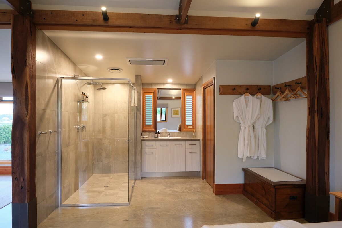 Halletts Valley Hideaway
