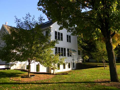Spacious & scenic home overlooking Chippewa River