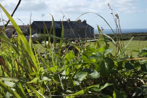 Popular Airbnb listing: 15 minutes stroll to Porth Nanven Beach in St. Just