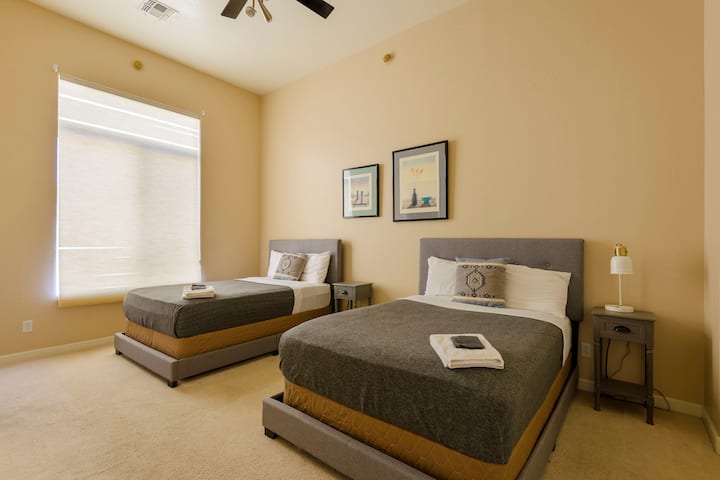 Dhoma e gjumit 4: 2 Krevate të Plotë