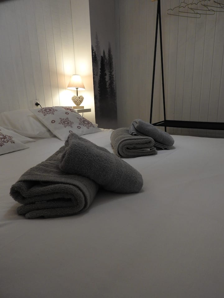 Двокреветна соба (140 x 190) на првото слетување