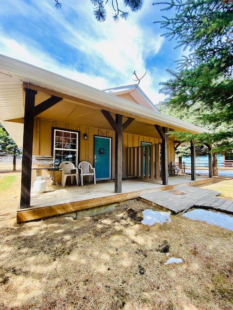 (4)Cow Lake Store and Resort Cabin #4