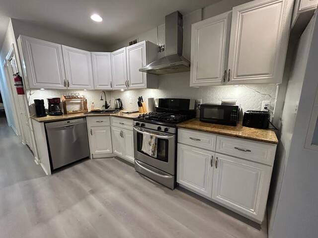 02 Flat Lux 10 Qbeds, 4 Fbaths, parking, 20 guests gallery image 5