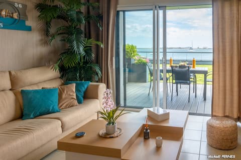 REF 231 PORT-LOUIS  T2 full view Petite Mer