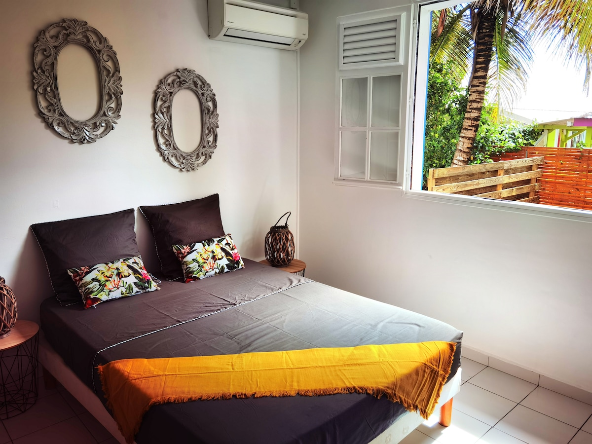 Спална соба 1 од вилата