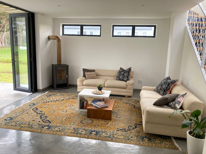 Stanford Still New house at village's edge Houses for Rent in