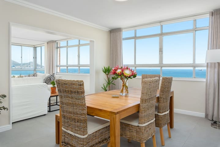 Amazing Ocean Views from Every Room! Backup Power! gallery image 3