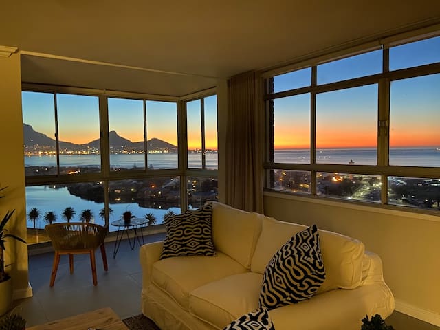 Amazing Ocean Views from Every Room! Backup Power!