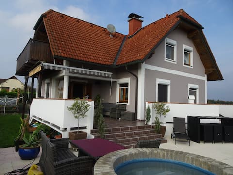 Popular Airbnb listing: Living in the spa region in Steiermark