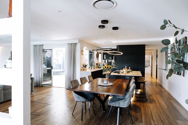 State of the art beach retreat