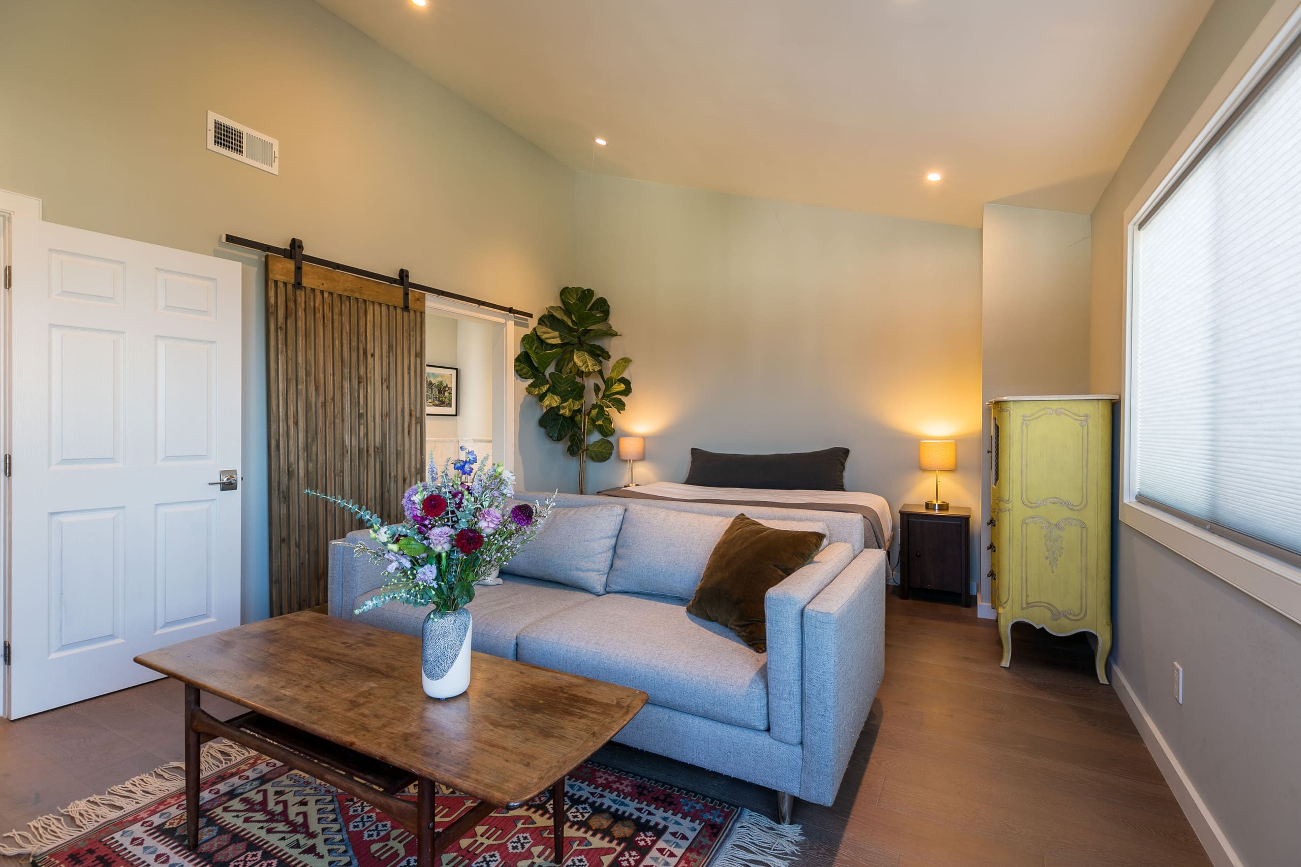 Home in San Francisco · ★4.88 · 3 bedrooms · 3 beds · 3 baths - Image 1