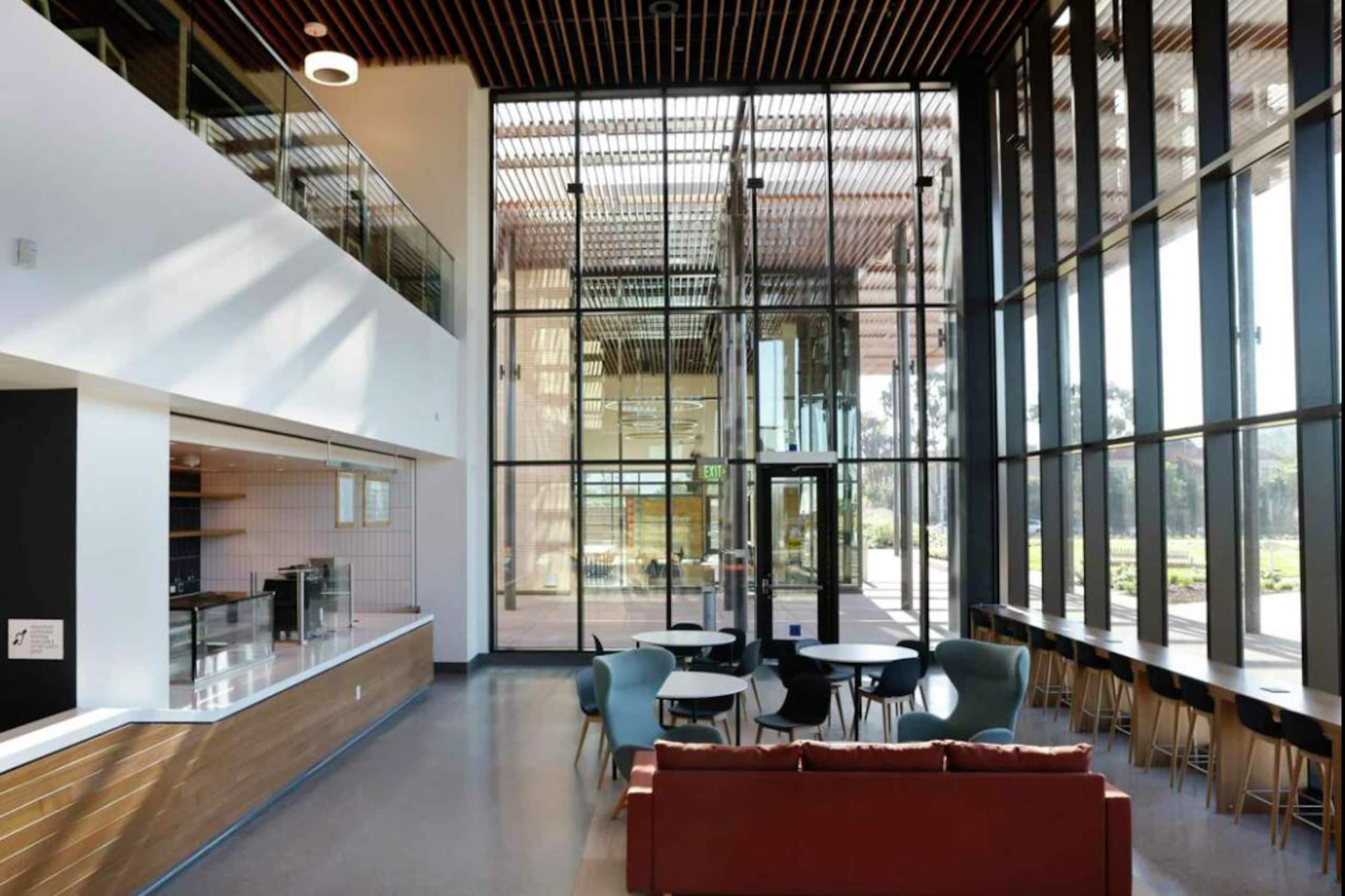 Home in San Francisco · ★4.88 · 3 bedrooms · 3 beds · 3 baths - Image 24