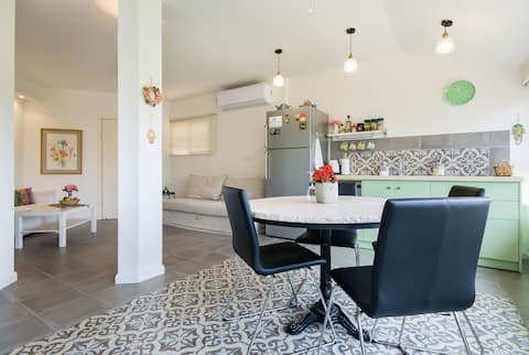 Boutique & Homey Suite // Families fit