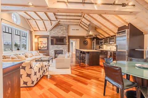 Popular Airbnb listing: Luxury Penthouse on Main Street (1600 sq. ft.) in Lambton Shores