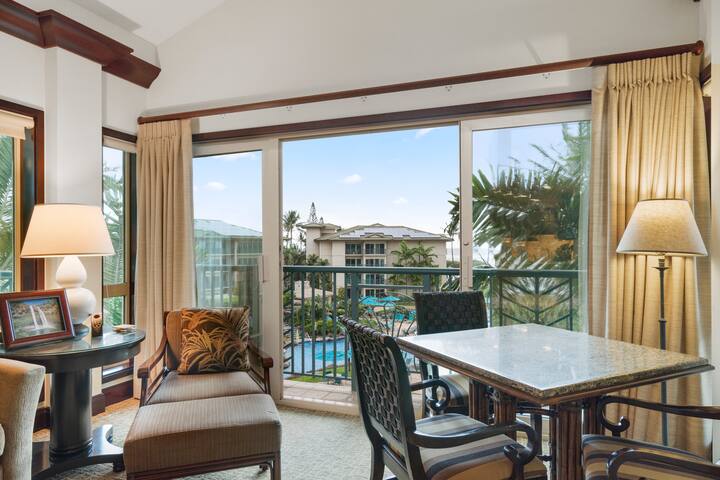 Top Floor Penthouse Ocean Pool View 2 CalKing Beds gallery image 4