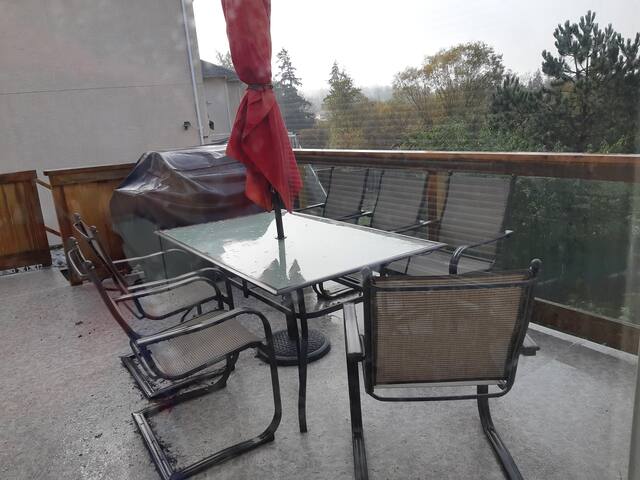 Bright and Spacious / On Quiet Nature Sanctuary gallery image 5