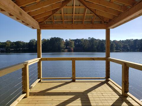 Lay Back in the Lake House