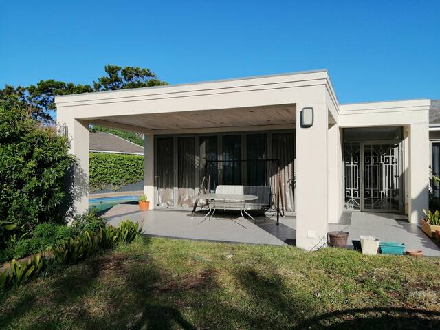 Beautiful holiday home. Centrally located. gallery image 2
