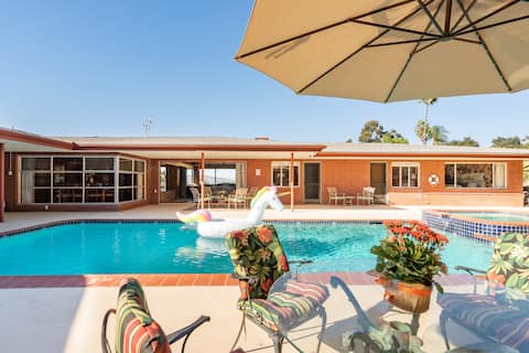 Mid-Century Style Family House with Spa