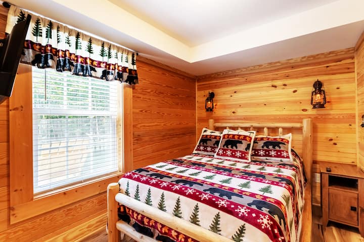2nd basement bedroom has a full bed, smart TV, and the coolest flickering lanterns you ever did see! Picture doesn't do them justice.