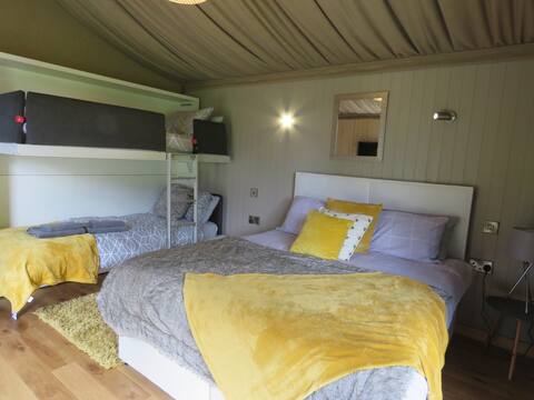 Riverside Cabins, Shrewsbury SY41HY - Milo
