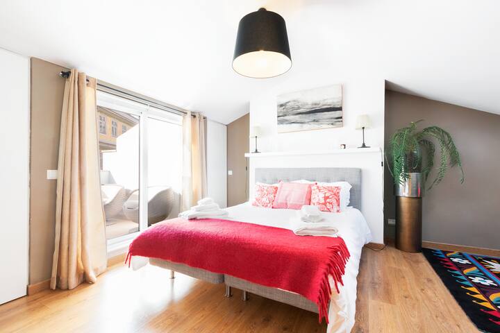 Exquisite Townhouse for 8 in Lisbon City Center gallery image 3