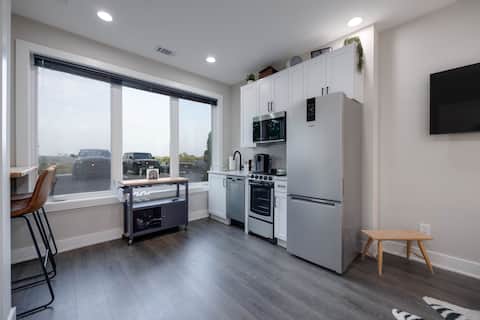 Top performing Airbnb: West Nash Hillside Hideaway in West Nashville