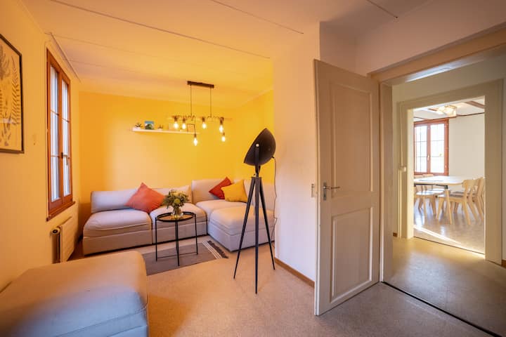 Chalet Seehus Ground Floor - Front Row Lake Brienz - Iseltwald