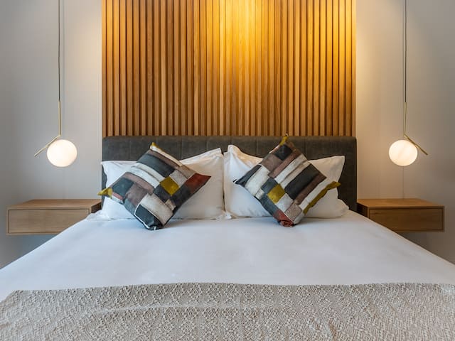 Luxury Three Bedroom Apartment | The Halyard gallery image 2