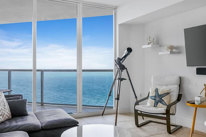 Ocean View 35 Floor 2bed+den La Perla Sunny Isles - Sunny Isles Beach, FL