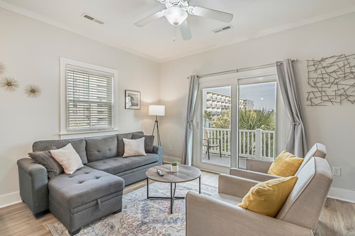 Serene Oceanview Beach Cottage-steps To The Beach! - Surfside Beach, SC