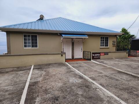 Beautiful and Spacious Seaview Condo #2