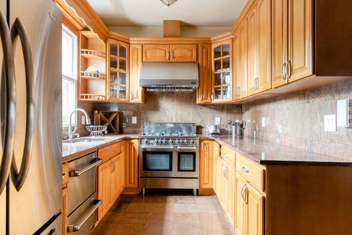 LIC SWEET HOME – ZOLLER STAYS gallery image 3