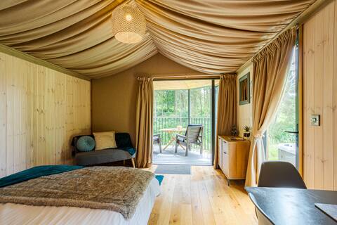 Riverside Cabins, Shrewsbury SY41HY - Babar